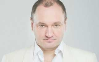 Женились, разводились и рожали детей. Как выглядят жены главных юмористов из «Уральских пельменей»